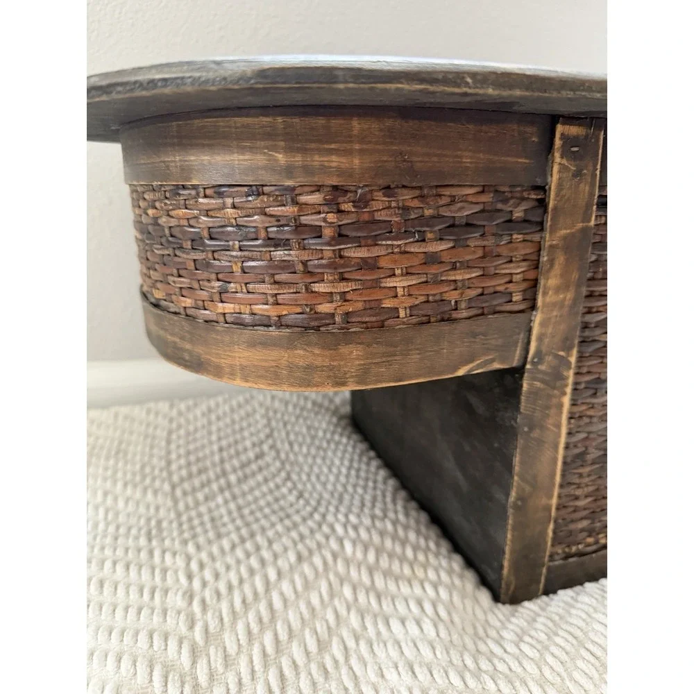 VTG Wood Wicker Stair Staircase Basket 18